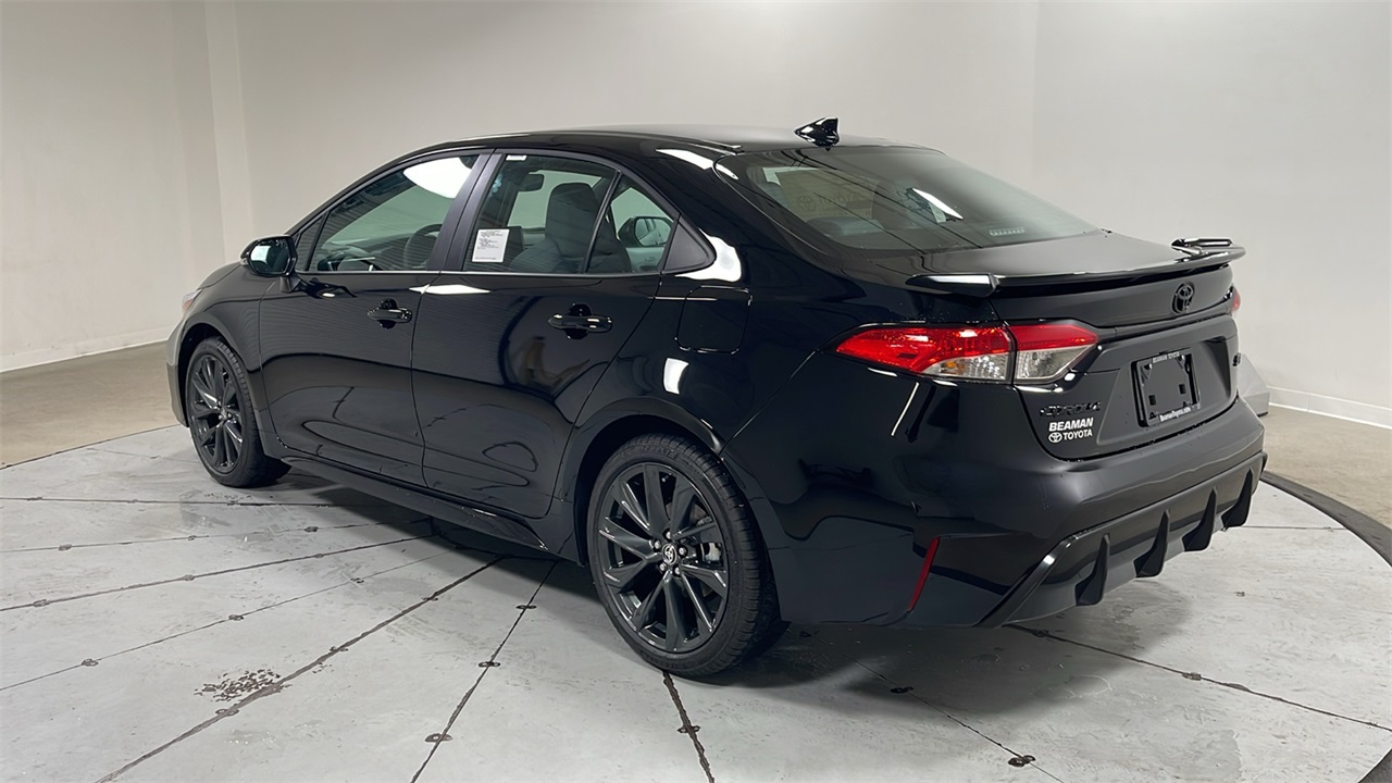 2026 Toyota Corolla SE photo 7