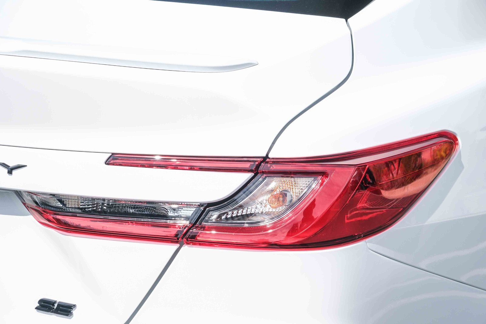 2025 Toyota Camry SE photo 10