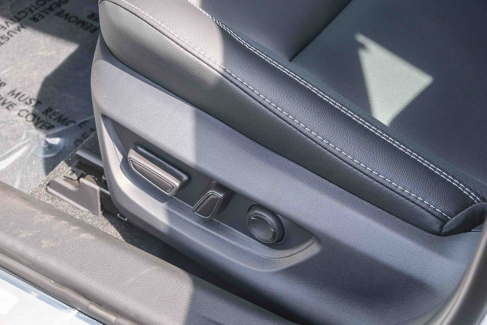 2025 Toyota Camry SE photo 20