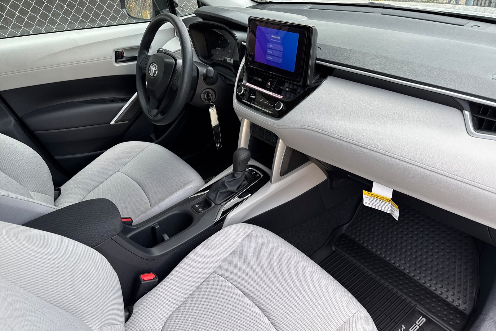 2025 Toyota Corolla Cross L photo 15