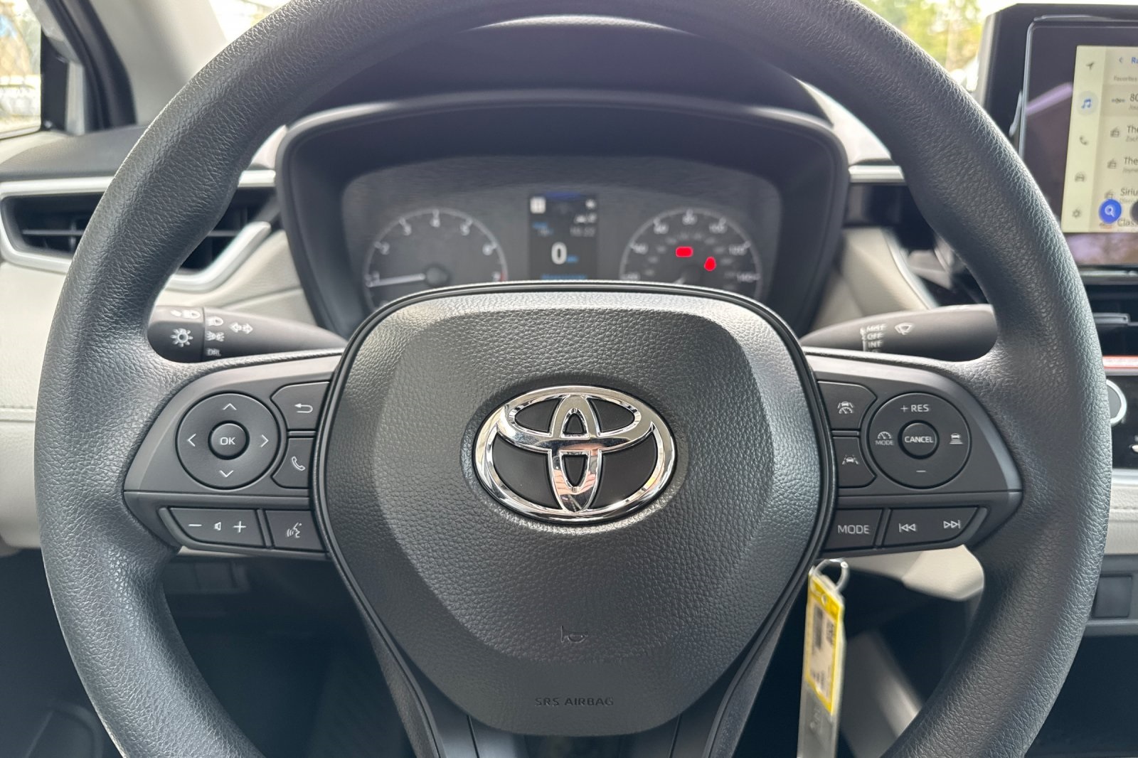 2025 Toyota Corolla Cross L photo 21