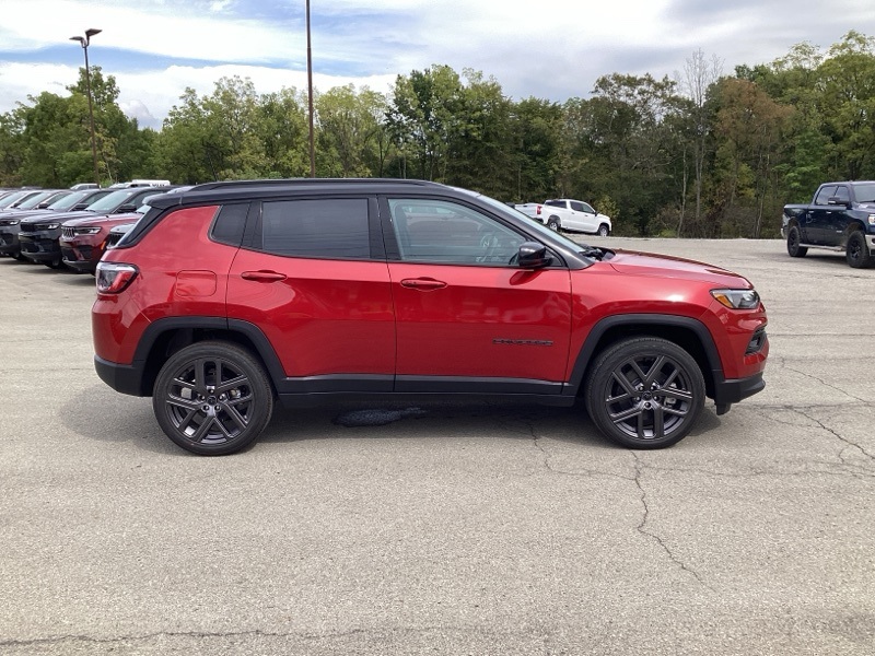 2026 Jeep Compass Limited Altitude photo 3