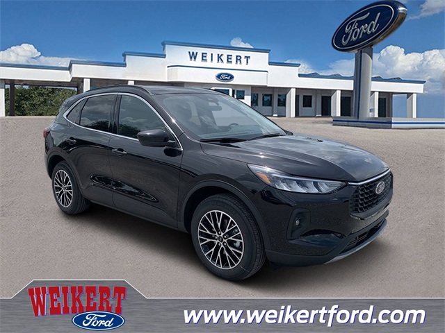 2025 Agate Black Metallic Ford Escape Base SUV