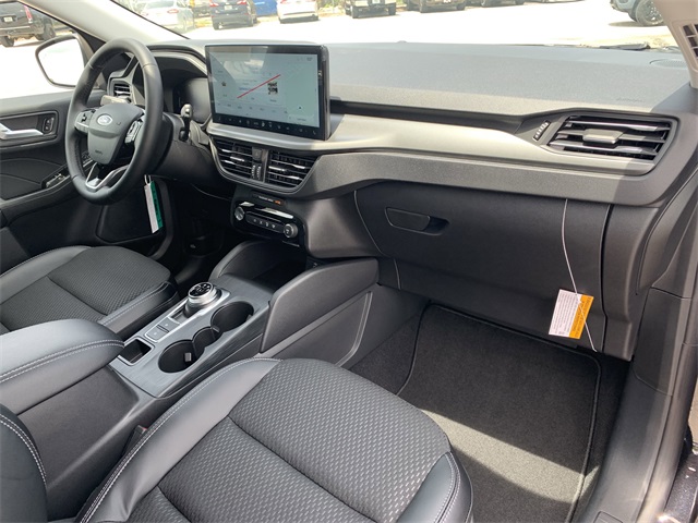 2025 Agate Black Metallic Ford Escape Base FWD SUV