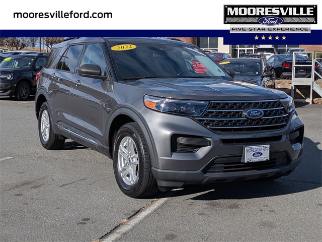 2022 Ford Explorer XLT's photo