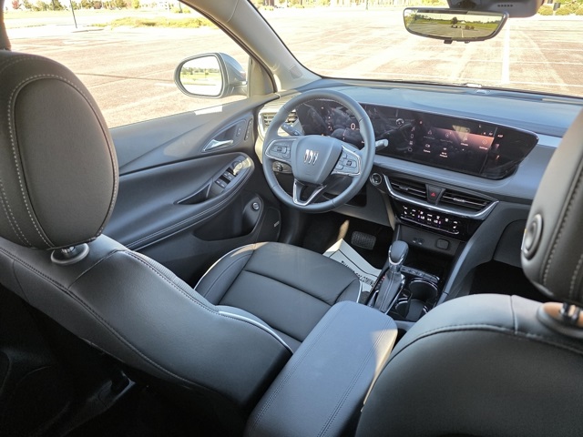 2026 Buick Encore GX Avenir photo 21