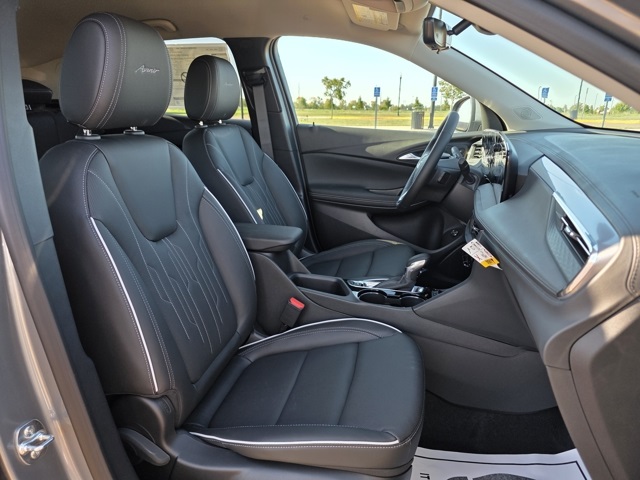 2026 Buick Encore GX Avenir photo 24