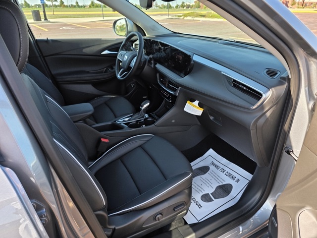 2026 Buick Encore GX Avenir photo 26