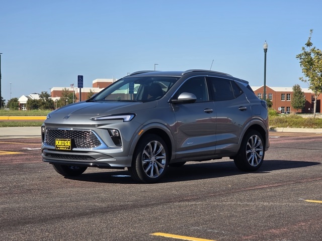 2026 Buick Encore GX Avenir photo 32