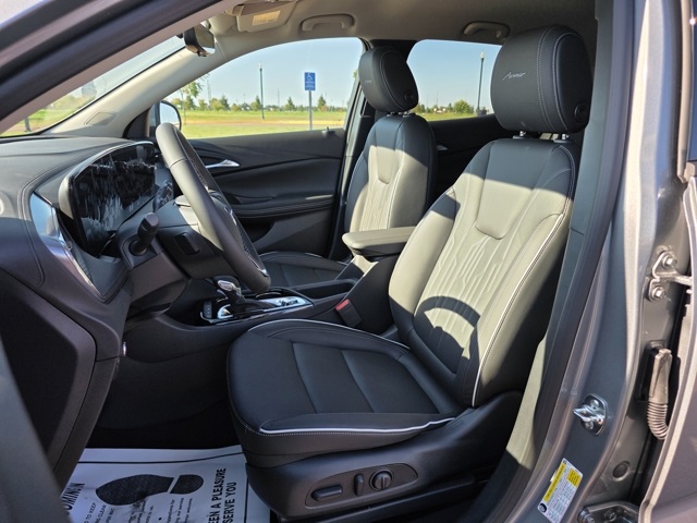 2026 Buick Encore GX Avenir photo 4