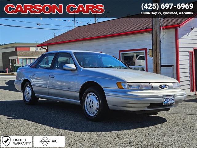 1995 Ford Taurus's photo