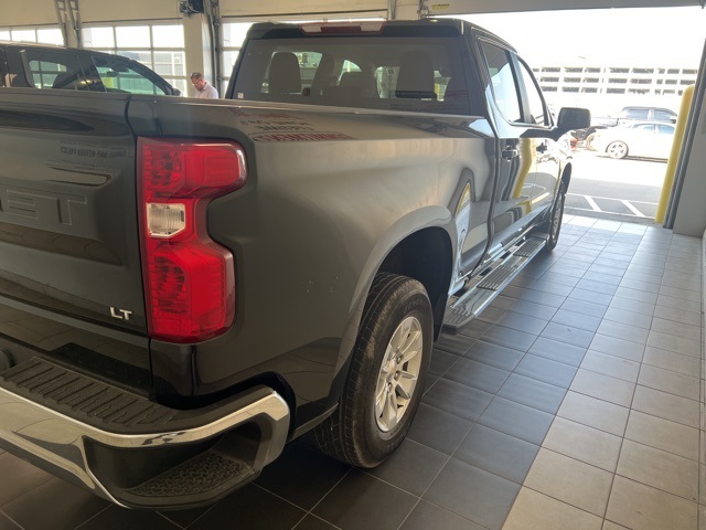 2019 Chevrolet Tahoe Premier photo 13