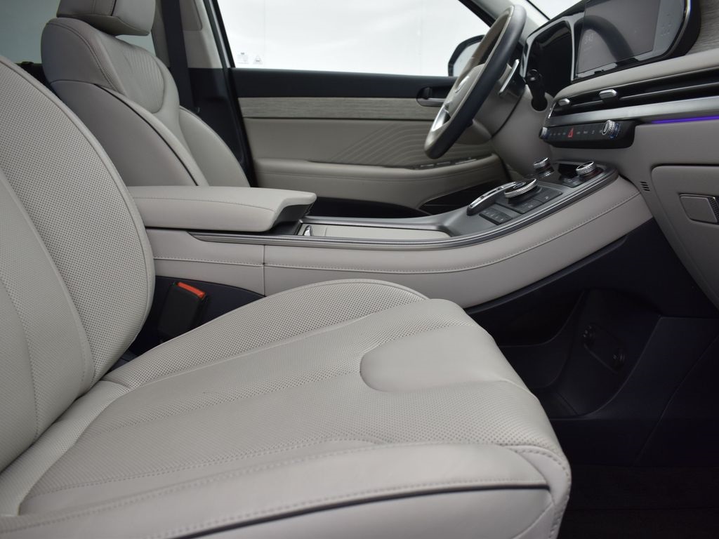 2024 Hyper White Hyundai Palisade Calligraphy FWD SUV