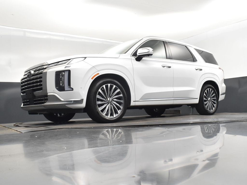 2024 Hyper White Hyundai Palisade Calligraphy FWD SUV