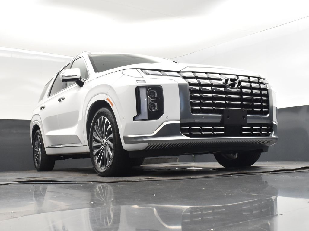 2024 Hyper White Hyundai Palisade Calligraphy FWD SUV