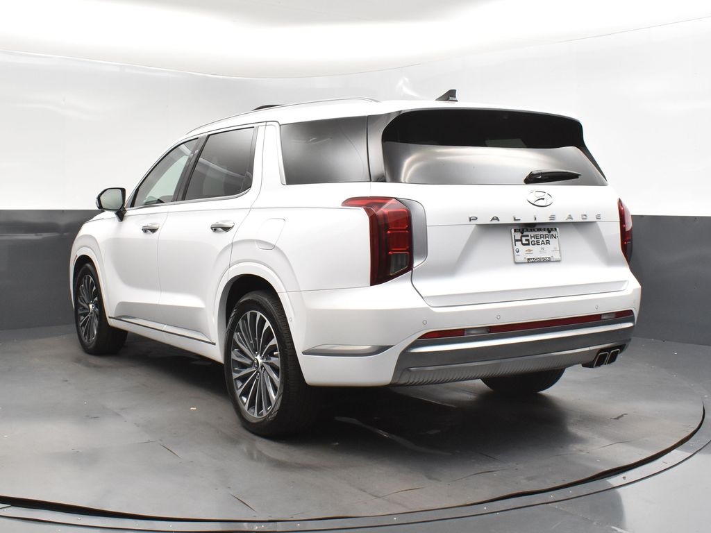 2024 Hyper White Hyundai Palisade Calligraphy FWD SUV