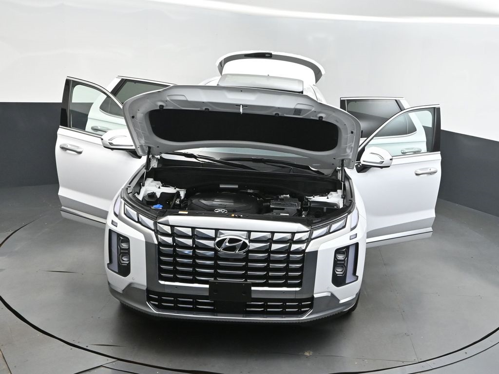 2024 Hyper White Hyundai Palisade Calligraphy FWD SUV
