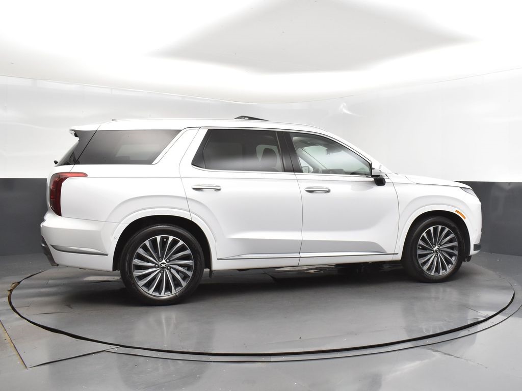 2024 Hyper White Hyundai Palisade Calligraphy FWD SUV