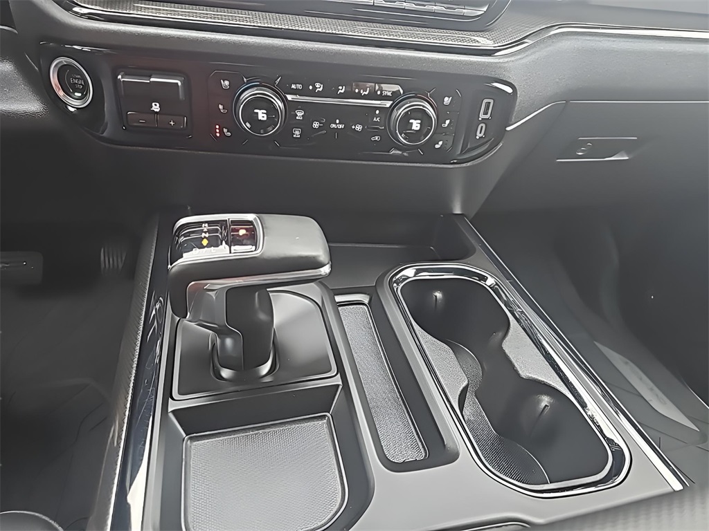 2023 Chevrolet Silverado 1500 ZR2 photo 2