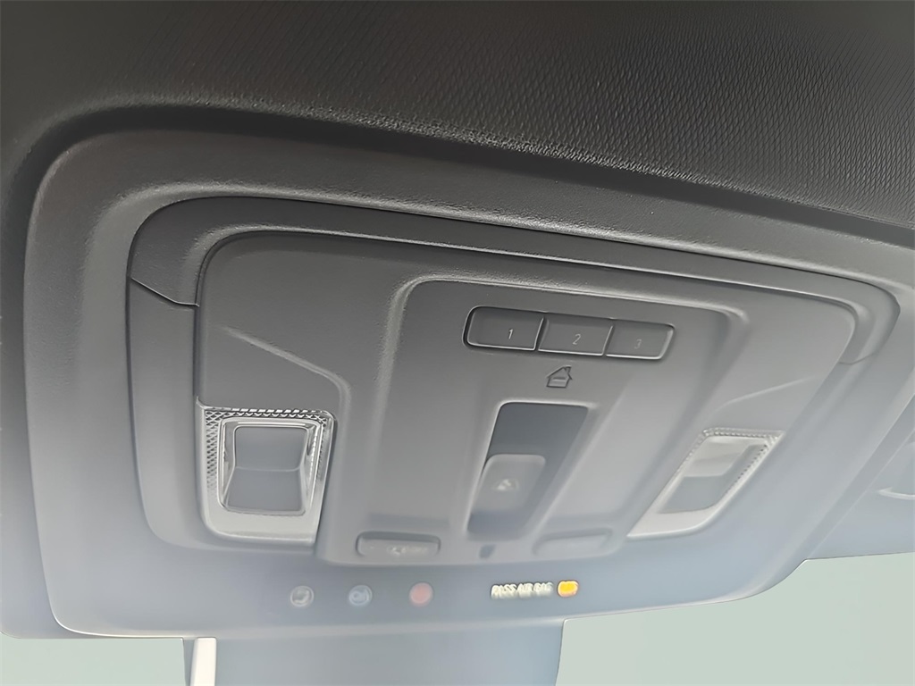 2023 Chevrolet Silverado 1500 ZR2 photo 4