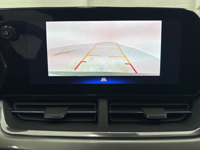 used 2024 Chevrolet Trax car, priced at $20,990