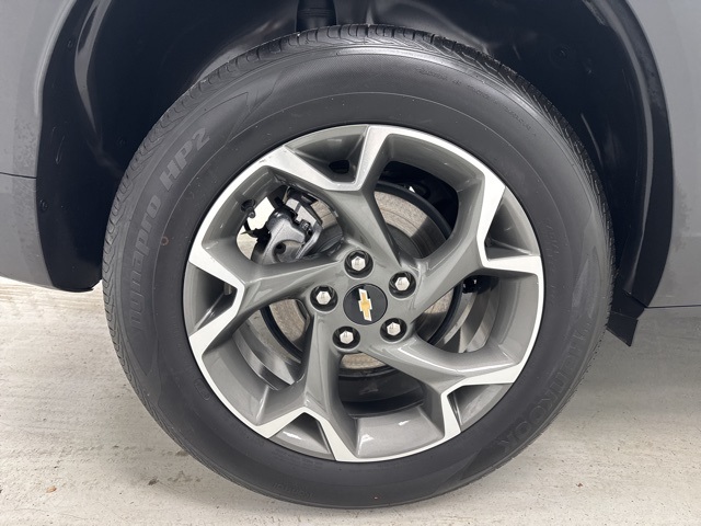 used 2024 Chevrolet Trax car, priced at $20,990