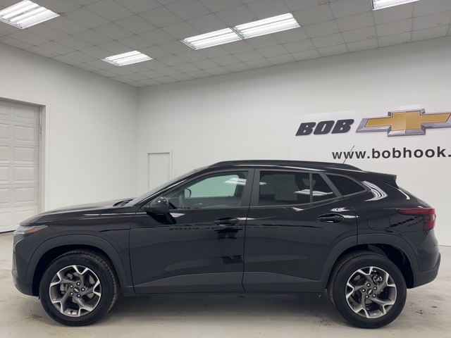 used 2024 Chevrolet Trax car, priced at $20,990