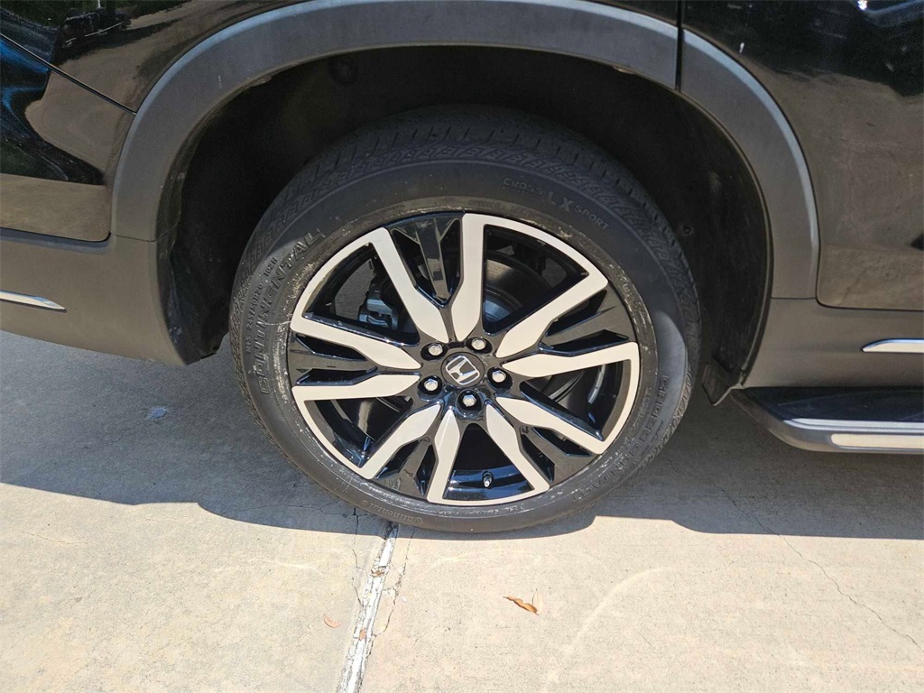 2022 Honda Pilot Touring photo 9