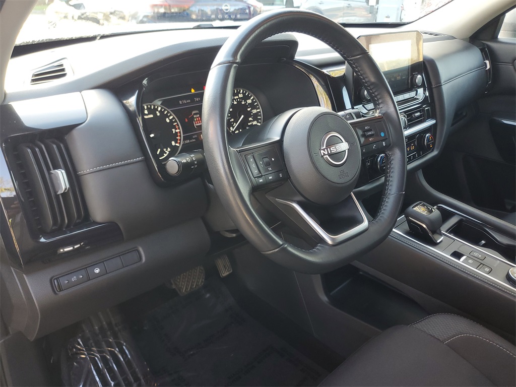 used 2024 Nissan Pathfinder car, priced at $27,995
