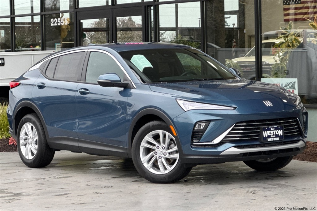 new 2025 Buick Envista car, priced at $26,280