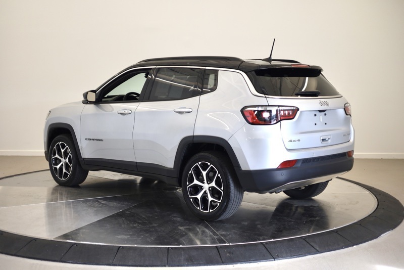 2024 Jeep Compass Limited photo 4