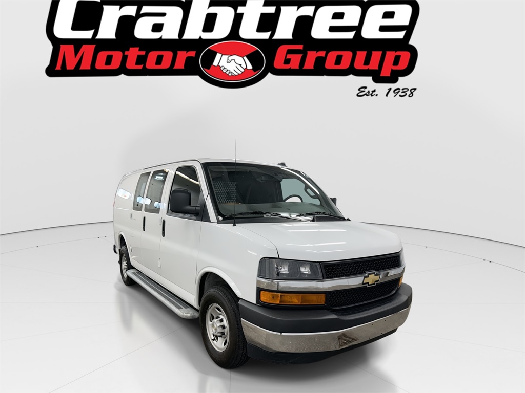 2023 Chevrolet Express Cargo Work Van's photo