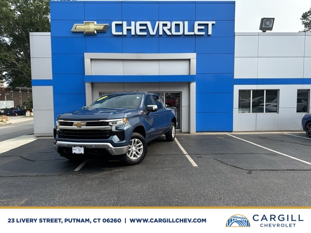 2024 Lakeshore Blue Metallic Chevrolet Silverado 1500 LT Truck