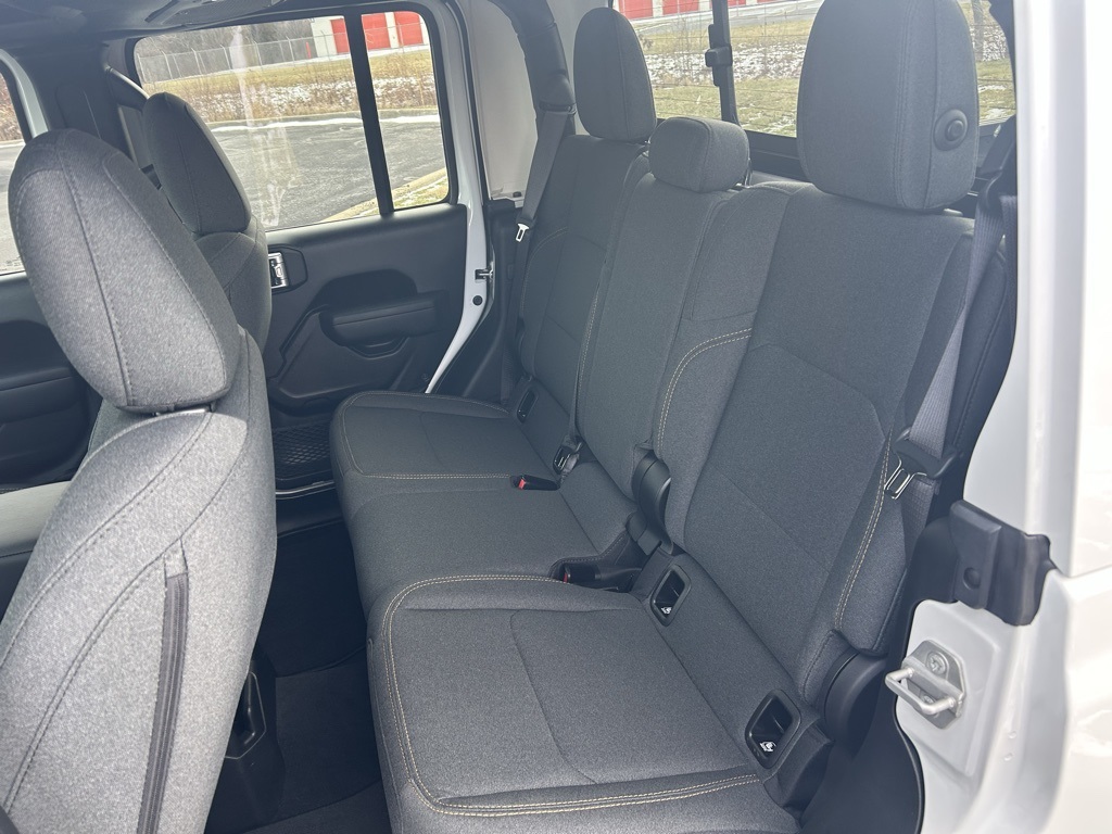 used 2025 Jeep Gladiator car, priced at $34,612