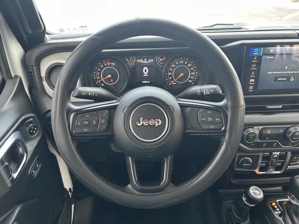 used 2025 Jeep Gladiator car, priced at $34,612