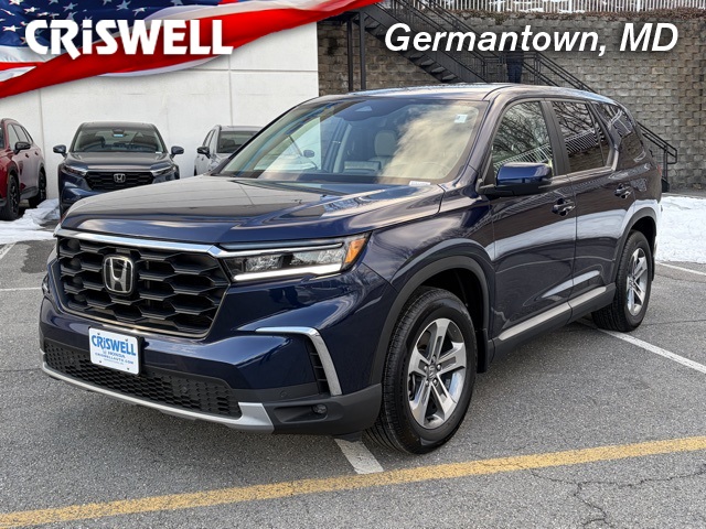 used 2025 Honda Pilot car, priced at $39,995