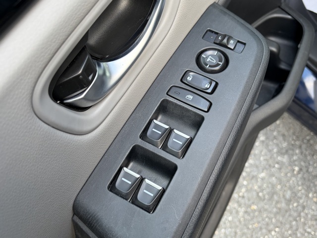 used 2025 Honda Pilot car, priced at $39,995