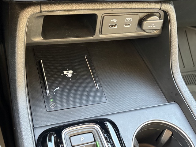 used 2025 Honda Pilot car, priced at $39,995