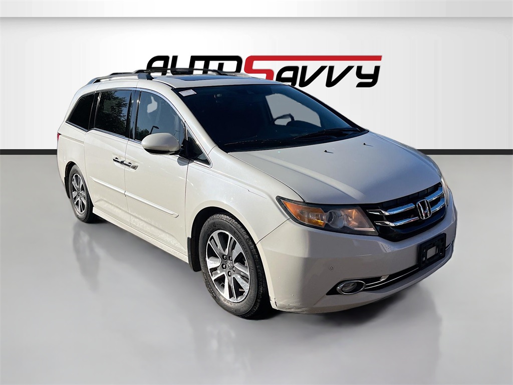 2015 Honda Odyssey Touring Elite's photo