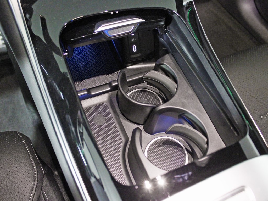 used 2025 Mercedes-Benz GLC car, priced at $59,996