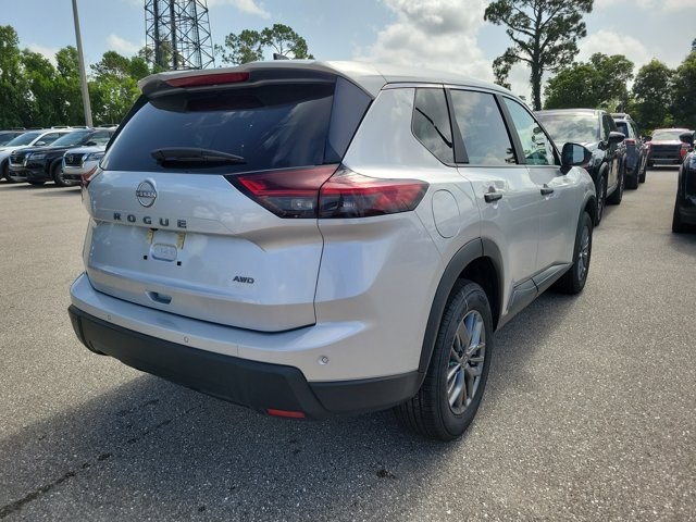 2025 Brilliant Silver Metallic Nissan Rogue S AWD SUV