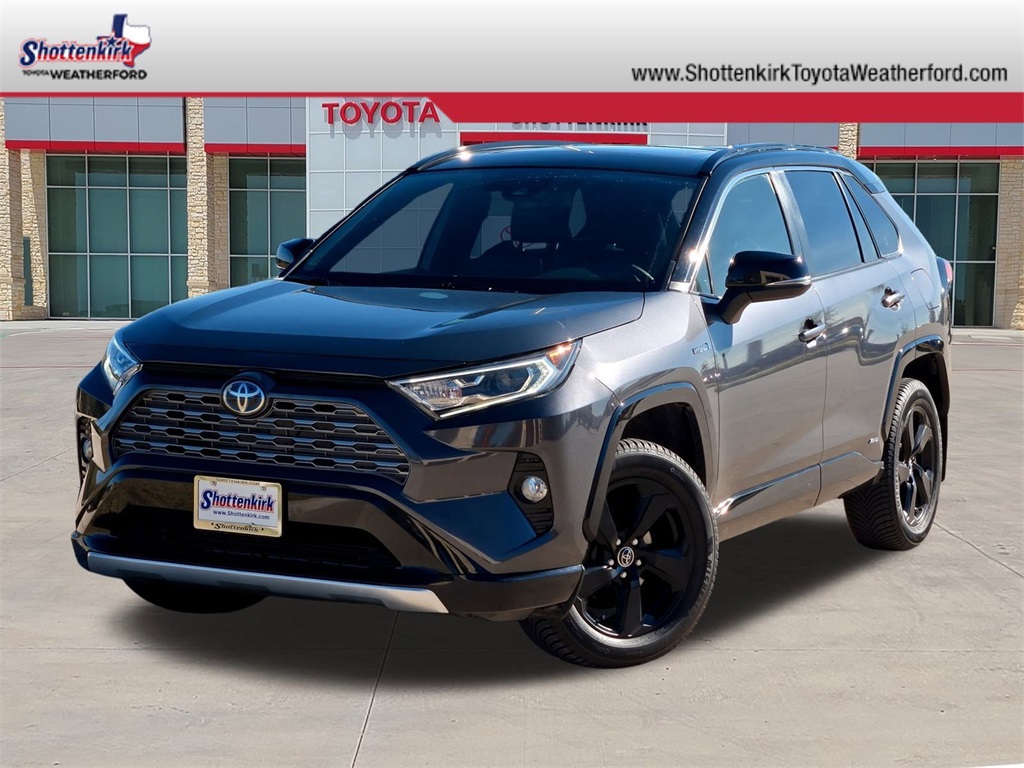 2019 Toyota RAV4 XSE's photo
