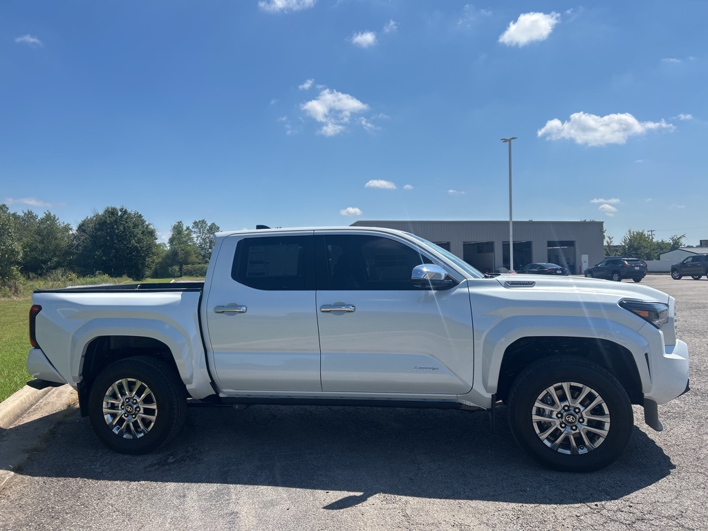 2025 Toyota Tacoma Limited Double Cab photo 4