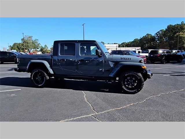 2026 Jeep Gladiator Willys 4x4