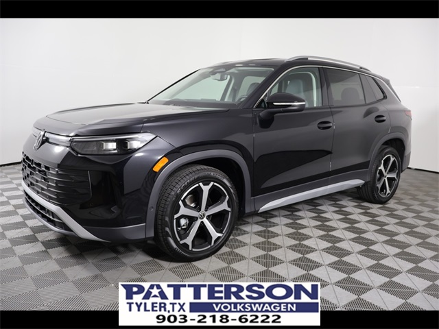 2025 Volkswagen Tiguan SE's photo