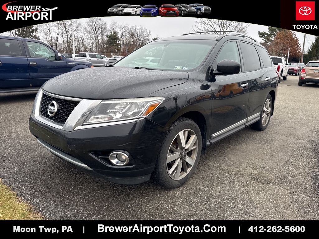 2015 Nissan Pathfinder Platinum's photo