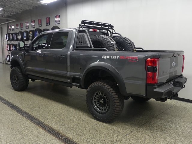 2023 Ford F-250 Lariat photo 3