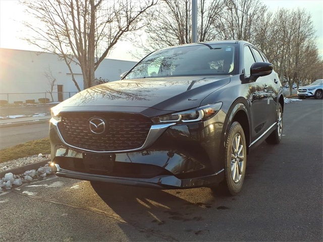 2025 Mazda CX-5 S Select Package's photo
