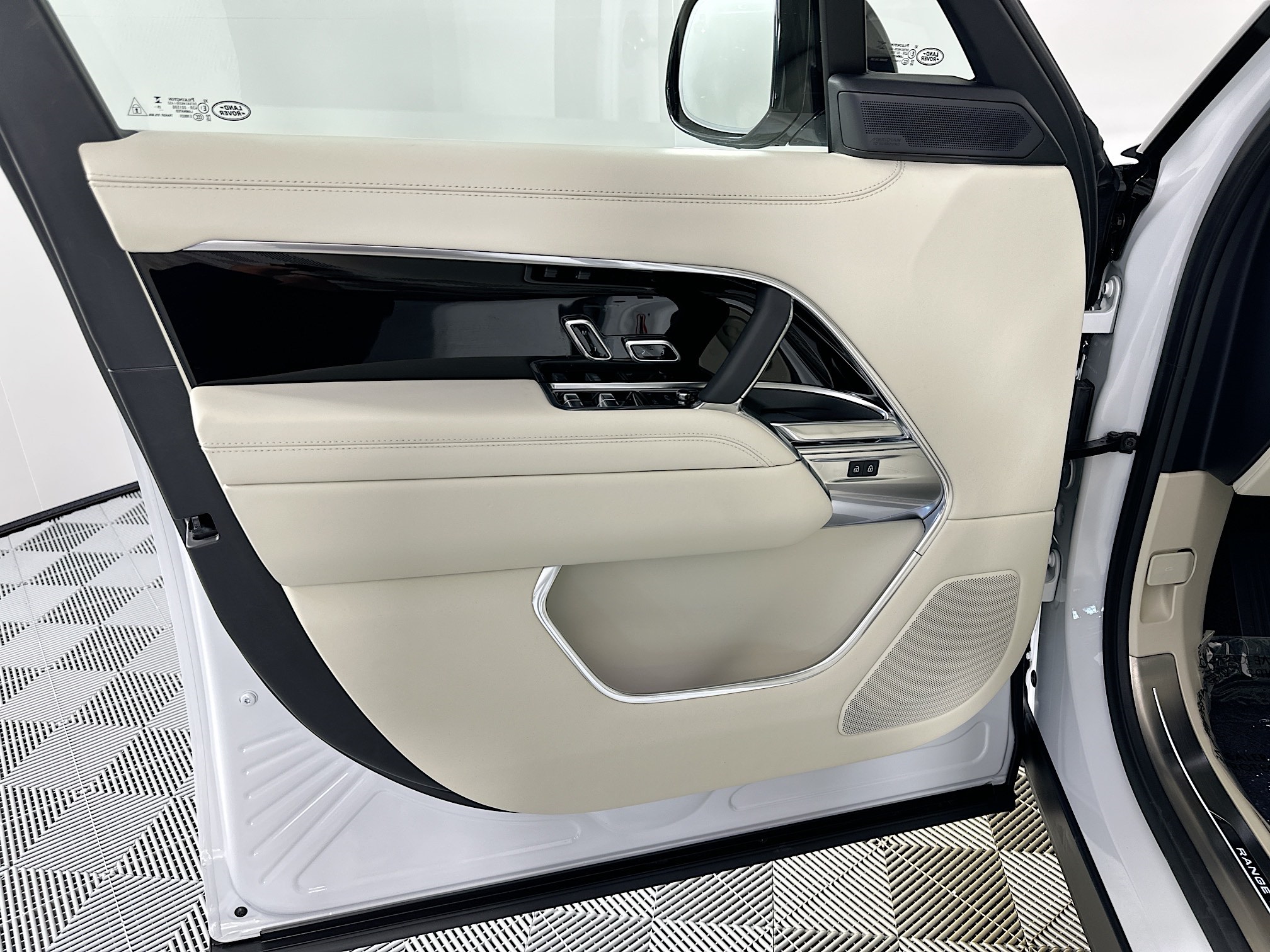 new 2026 Land Rover Range Rover car, priced at $128,265