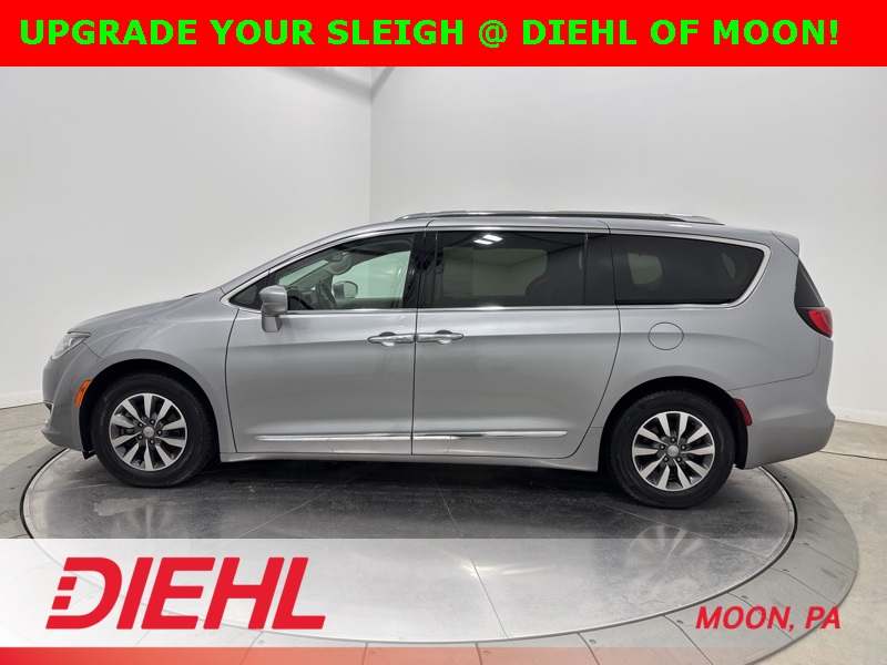 2020 Chrysler Pacifica Touring Plus photo 4